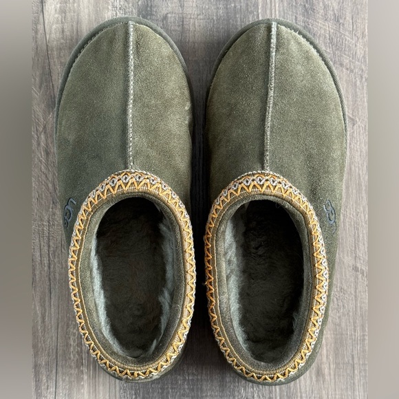 Ugg Tasman Slippers Burnt Olive Size 9 EUC! - Picture 8 of 16